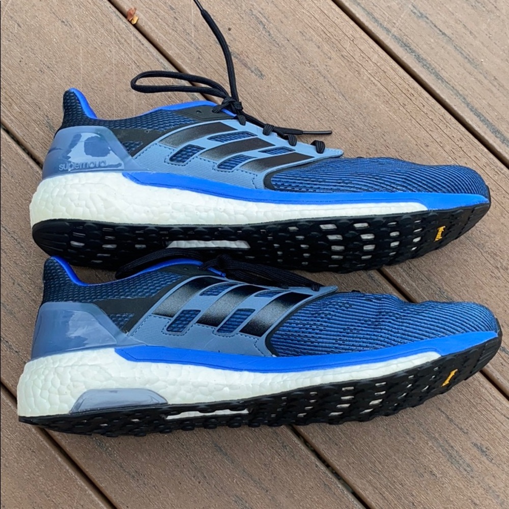 Adidas Supernova View 3